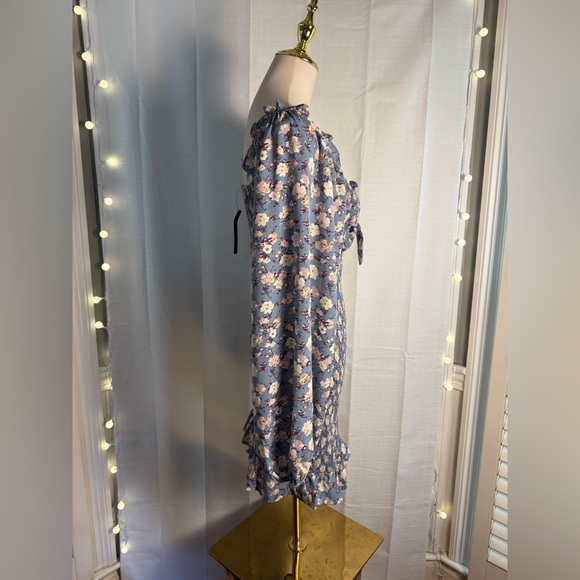 Lulu's Floral Blue Dress - Picture 2 of 8